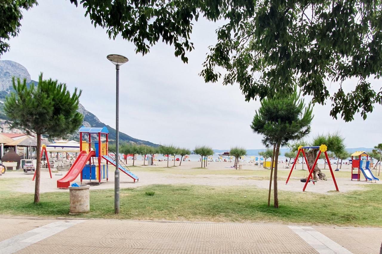 Apartment Dina Omiš Екстериор снимка